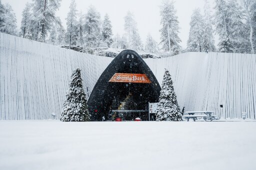 Rovaniemell&auml; sijaitseva SantaPark on palkittu kahdella kansainv&auml;lisell&auml; tunnustuksella: Best Christmas Destination 2025 ja Best Theme Park in Europe 2026. Palkinnot korostavat SantaParkin ainutlaatuista joulun taikaa ja el&auml;myksellist&auml; arktista maailmaa.