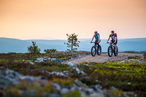 Maastopyöräily kuuluu osana Ylläksen ruskaan.