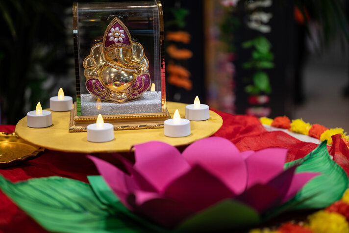 Espoon Valon juhla<br />
Diwali laajenee Helsinki