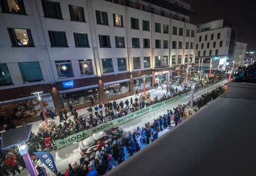 Santas Hotels is&auml;nn&ouml;i j&auml;lleen<br />
Tunrurirallia Rovaniemell&auml;