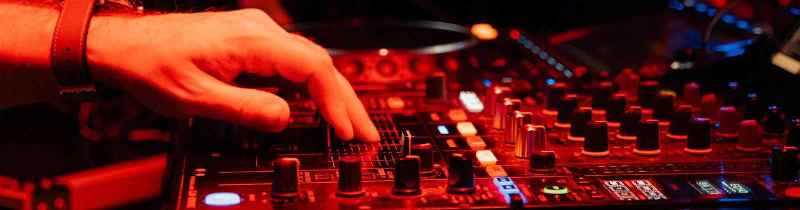 COMUNICACIÓN AUDIOVISUAL, 4º UNAV - 18/12