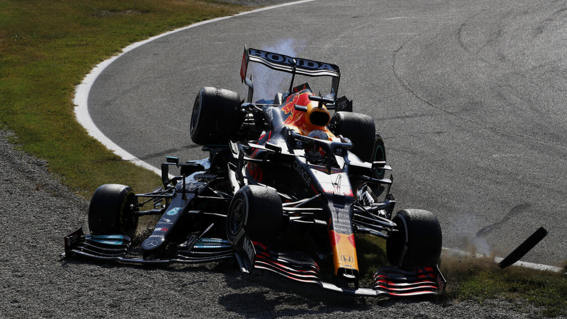 Nine Times Hamilton Collided With His F1 Title Rivals Racingnews365 Nine Times Hamilton Collided With His F1 Title Rivals Racingnews365