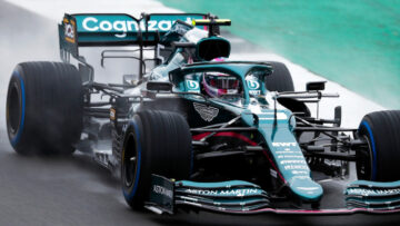 Sebastian Vettel Aston Martin AMR21 2
