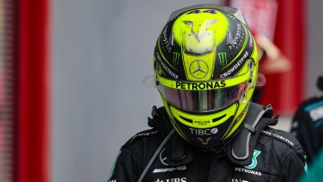 Hamilton Imola sad