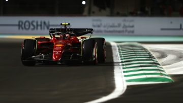 How late does qualifying start for the Saudi Arabian GP ...