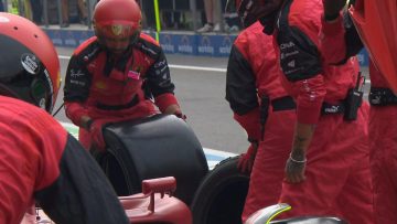 Sainz pitstop