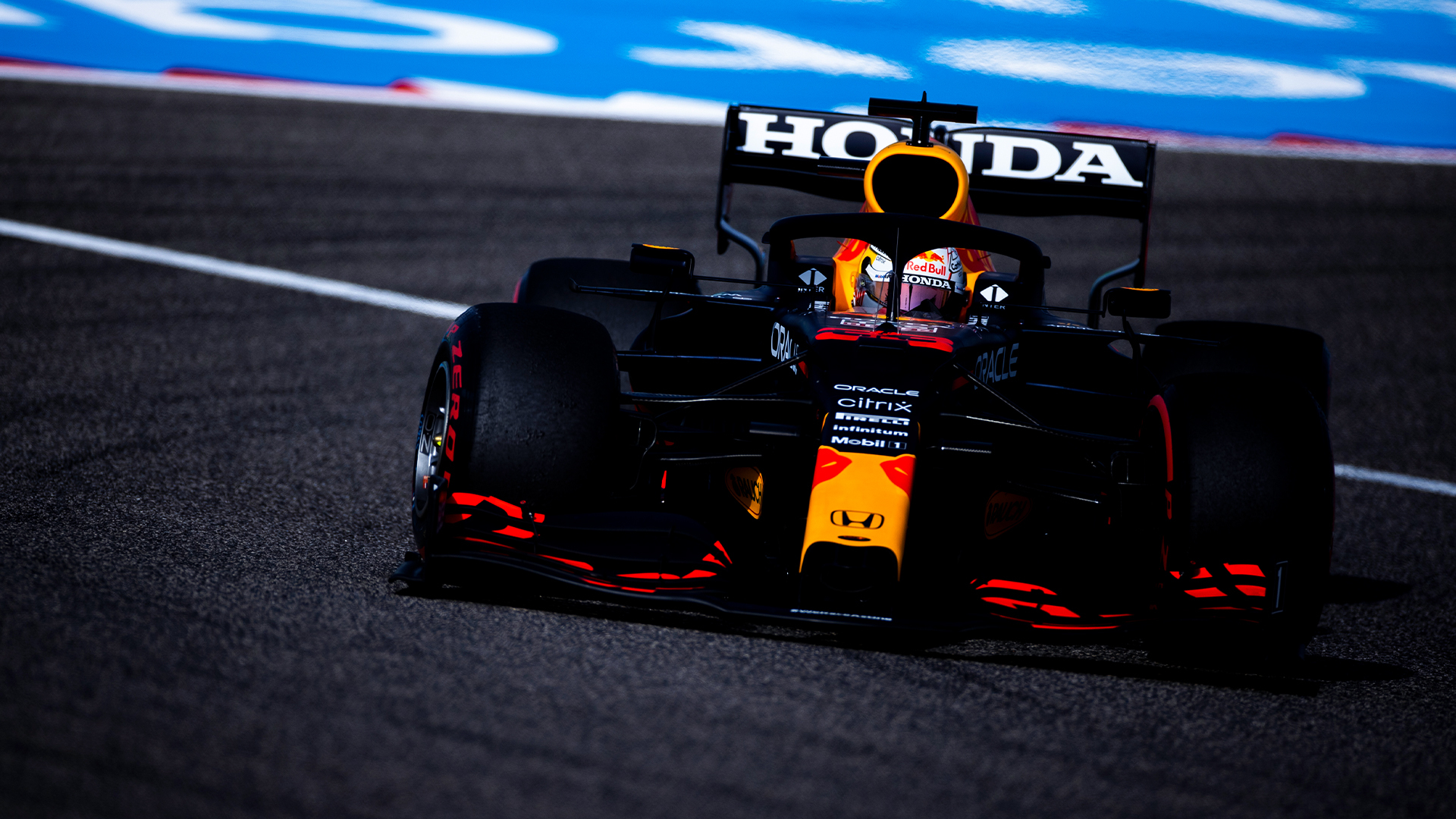 Verstappen Fastest In Second Practice To Complete Friday Sweep Racingnews365