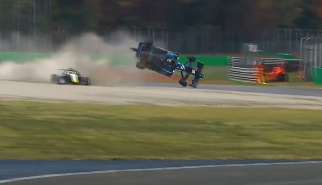 F3 crash mansell