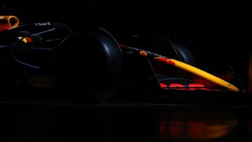 RB18