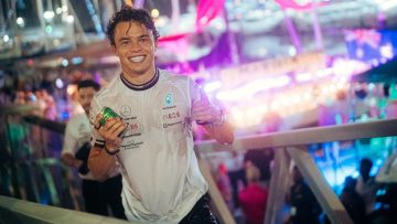 De Vries Abu Dhabi