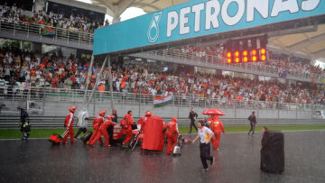 Red lights on grid Malaysia 2009