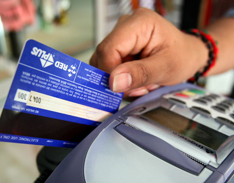 Cómo identificar tarjetas clonadas en México