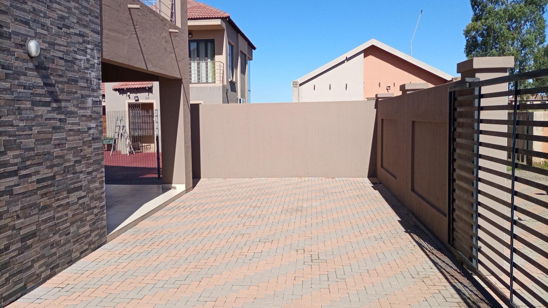 House For Sale in Vanderbijlpark CE7 IOL Property