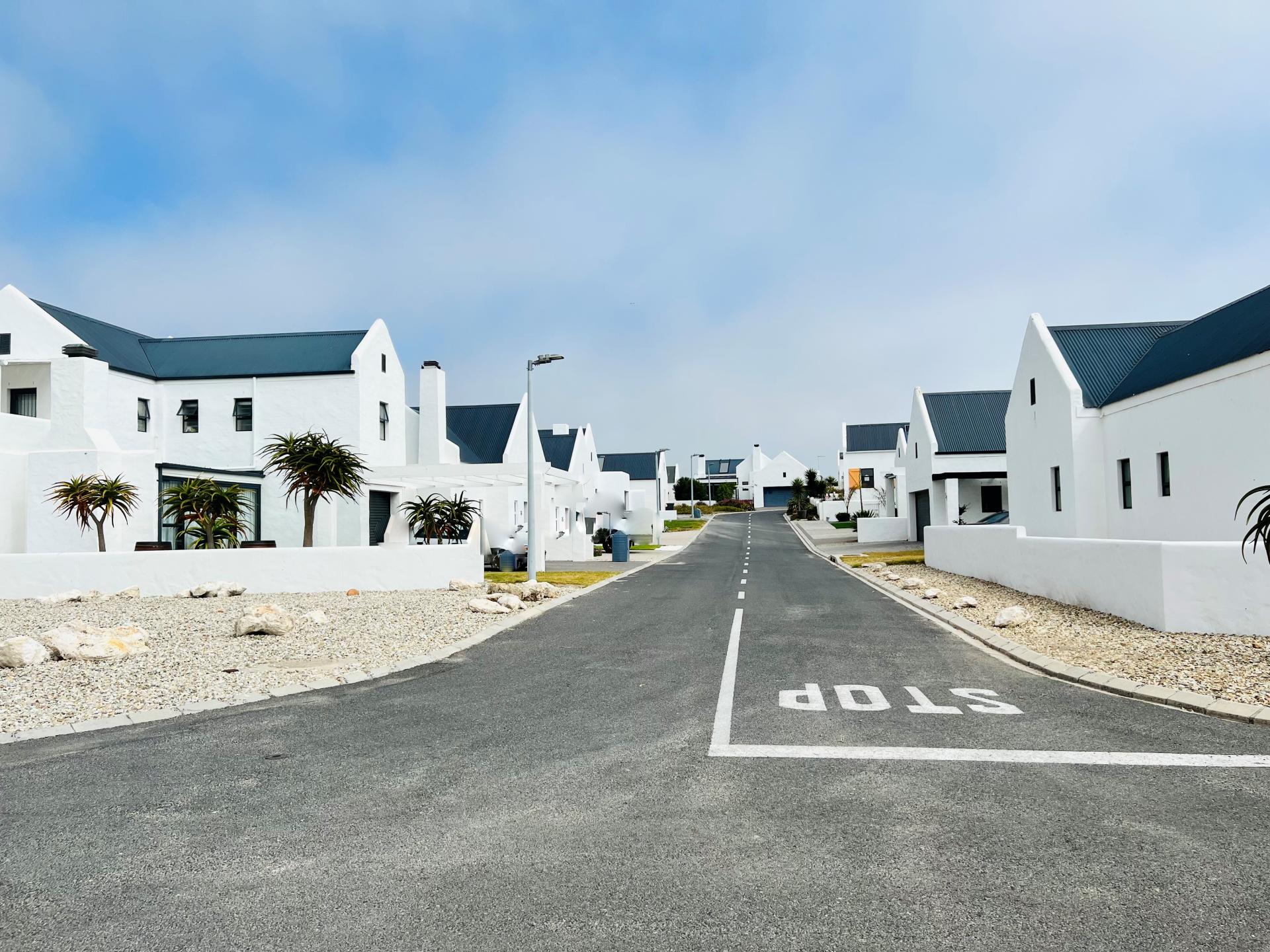 House For Sale in Yzerfontein IOL Property