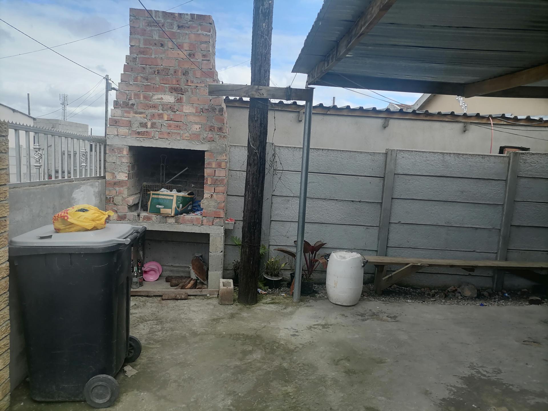 House For Sale in Wallacedene IOL Property