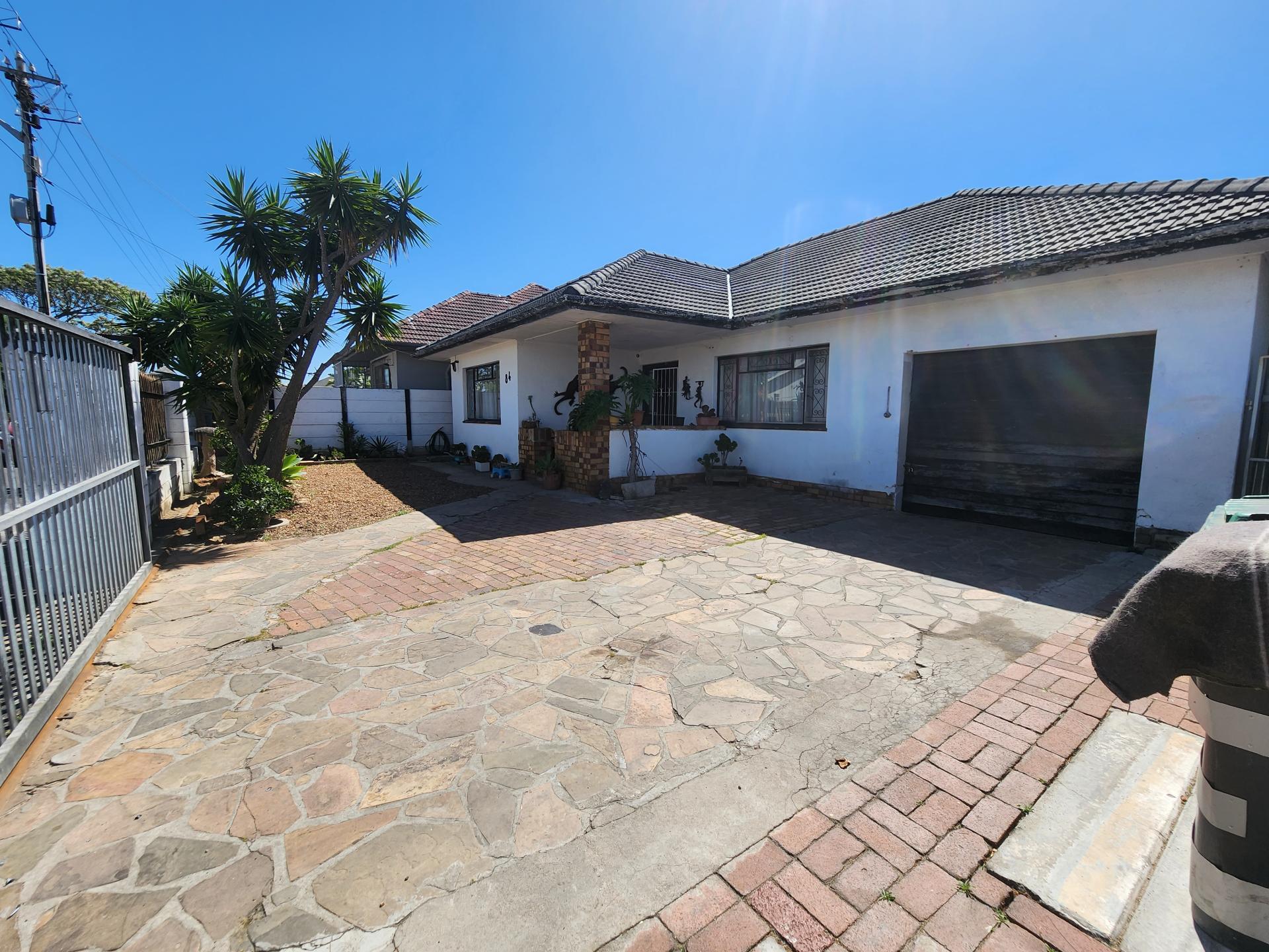 House For Sale in Churchill Estate IOL Property