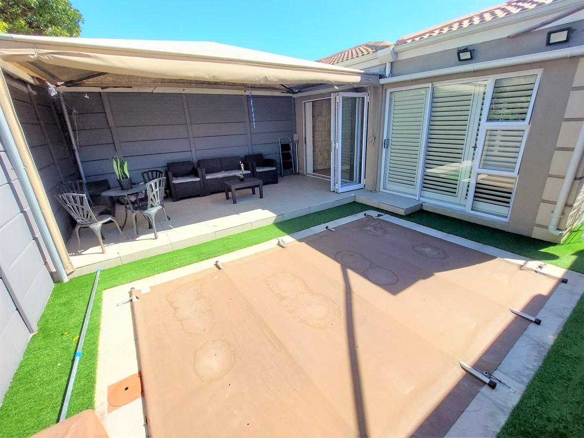 House For Sale in Vanguard IOL Property