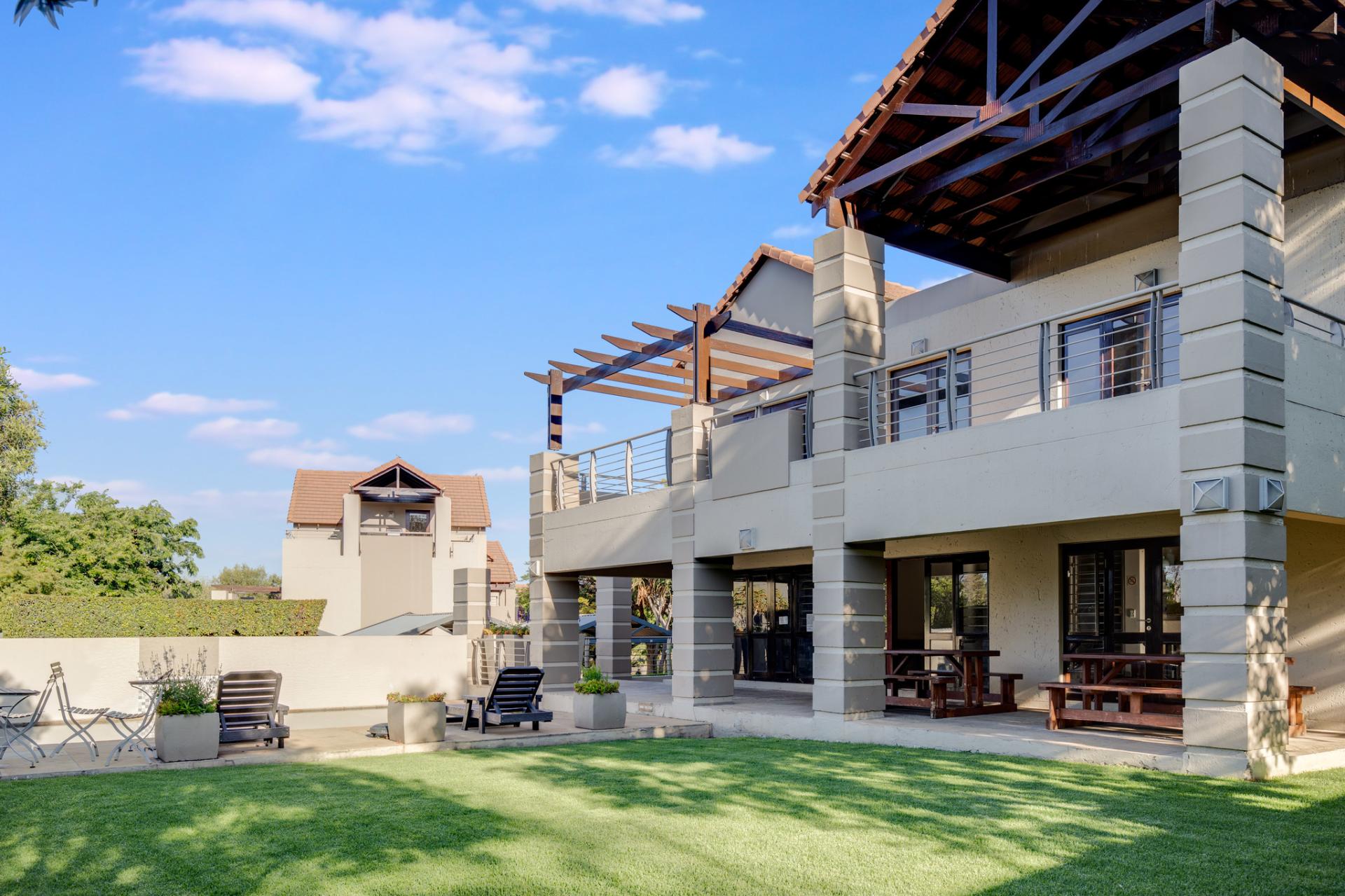 Loft Apartment To Let in Fourways IOL Property