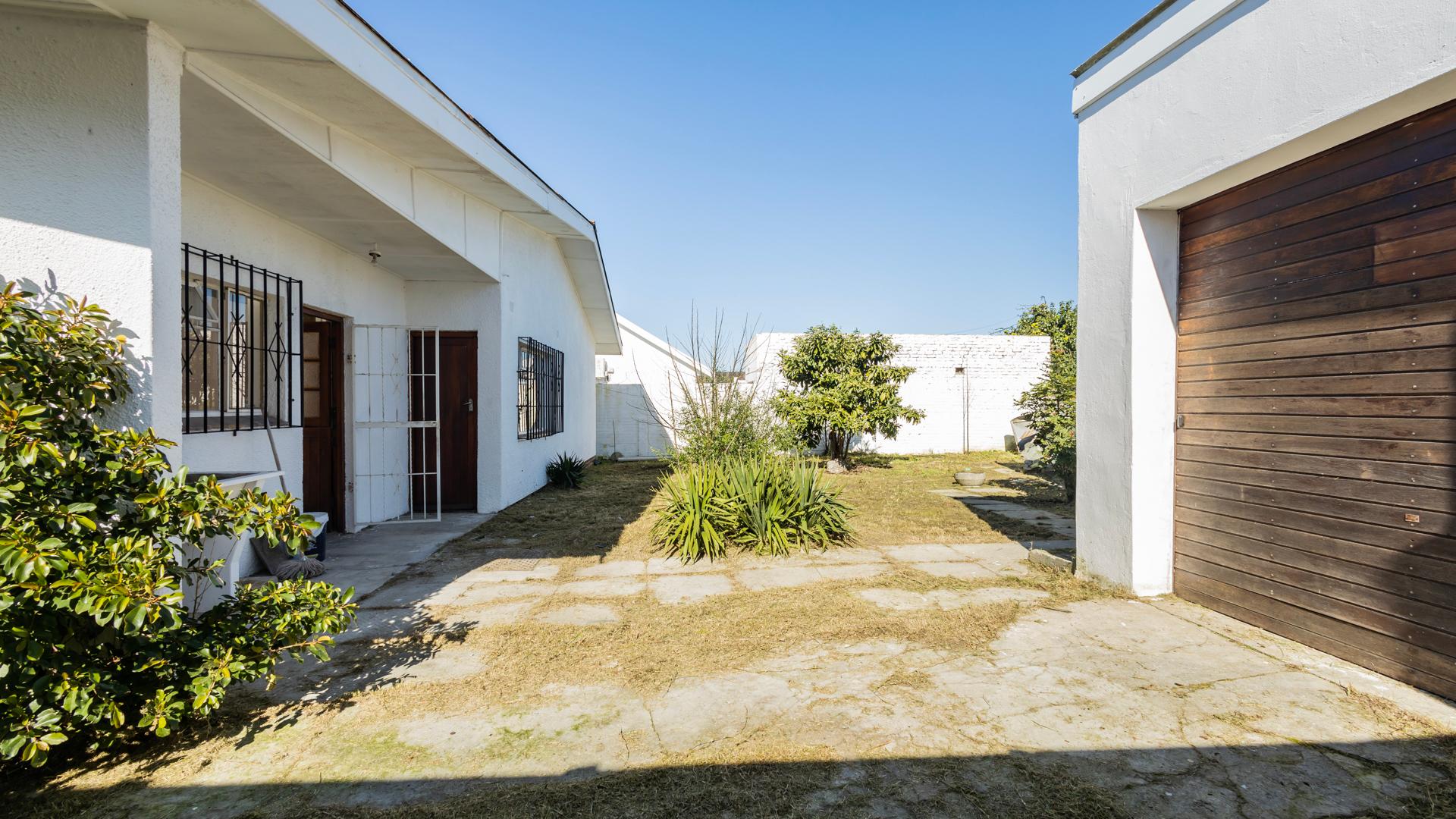 House For Sale in Glenhaven IOL Property