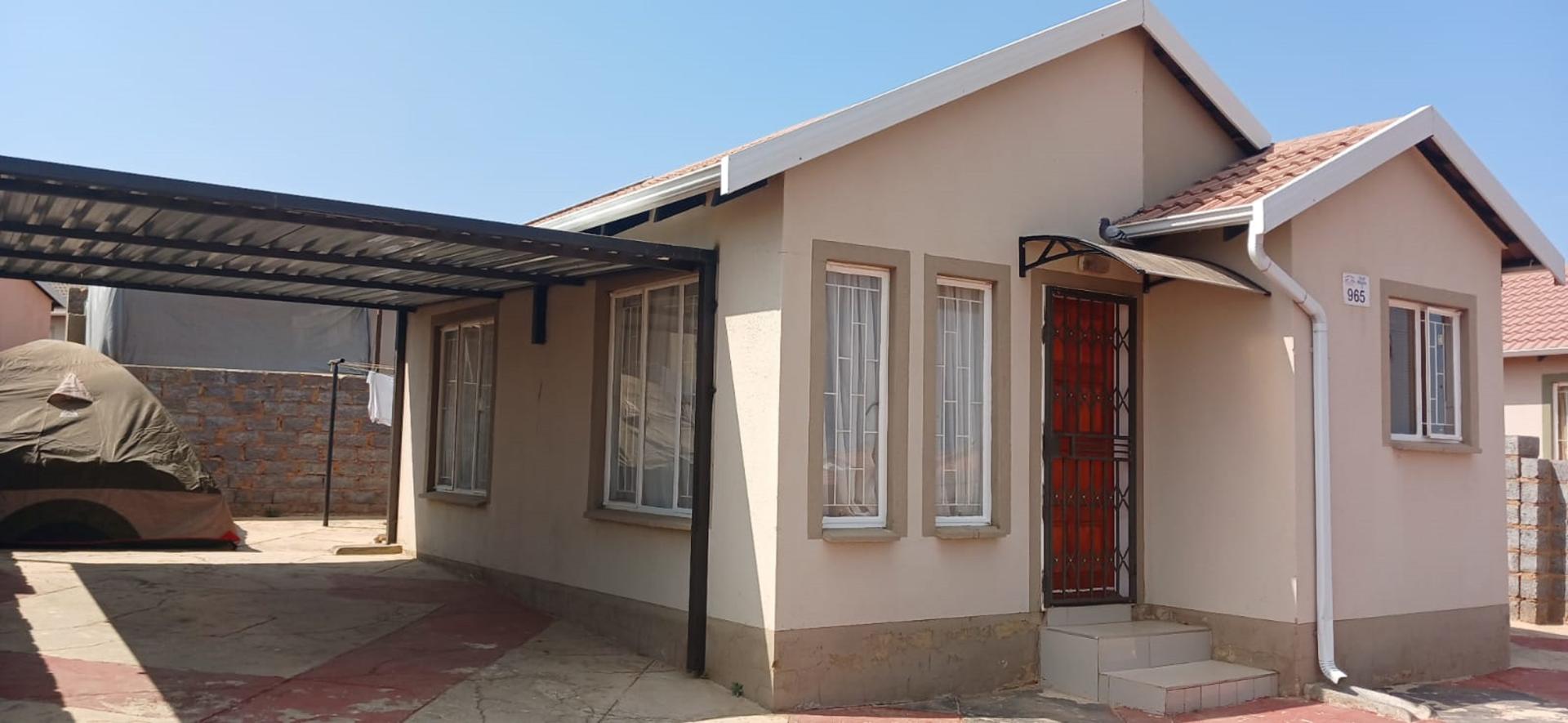 House For Sale in Kagiso IOL Property