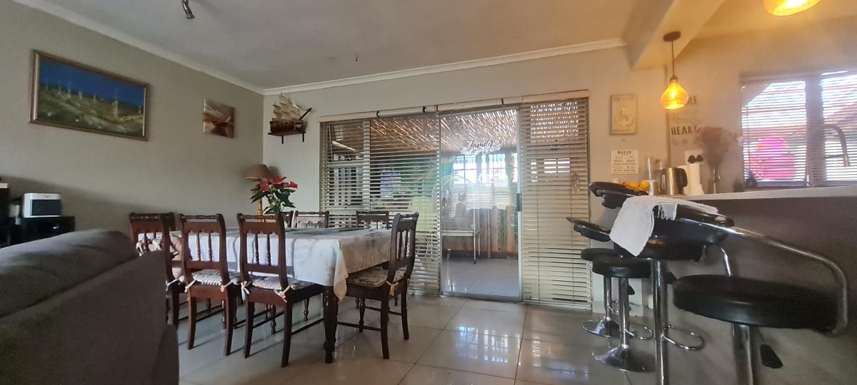 House For Sale in Tuscany Glen IOL Property