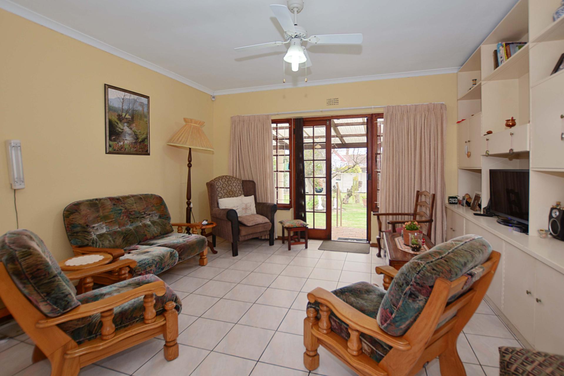 House For Sale in Bothasig IOL Property