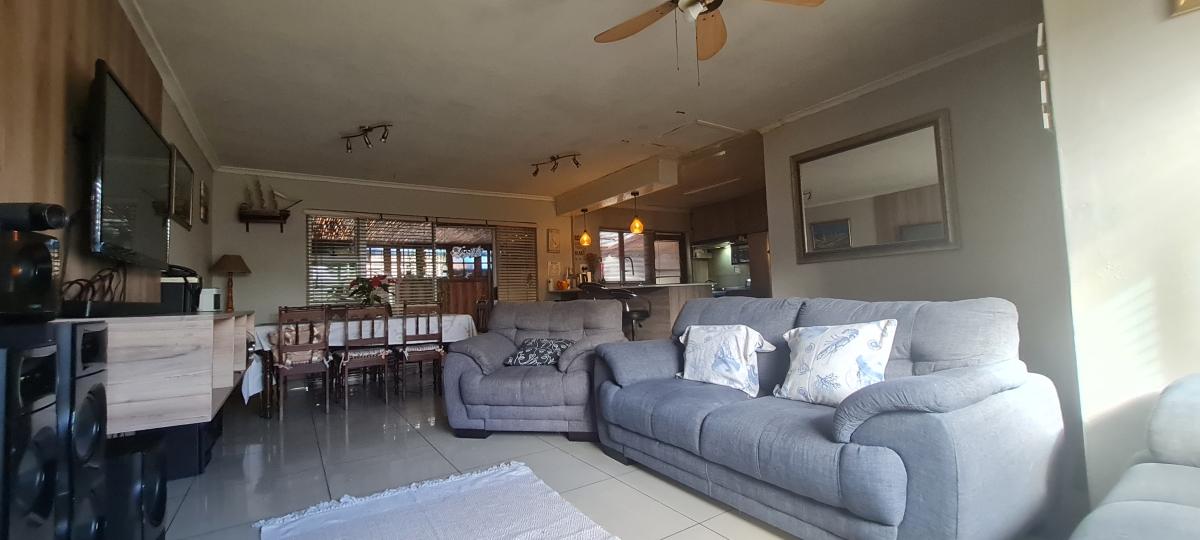 House For Sale in Tuscany Glen IOL Property