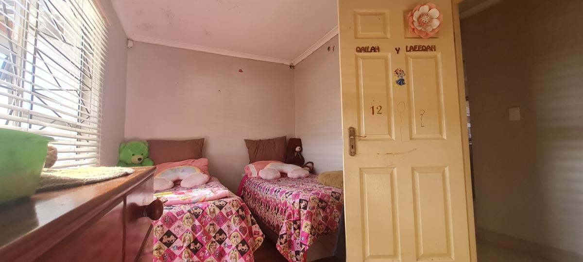 House For Sale in Tuscany Glen IOL Property