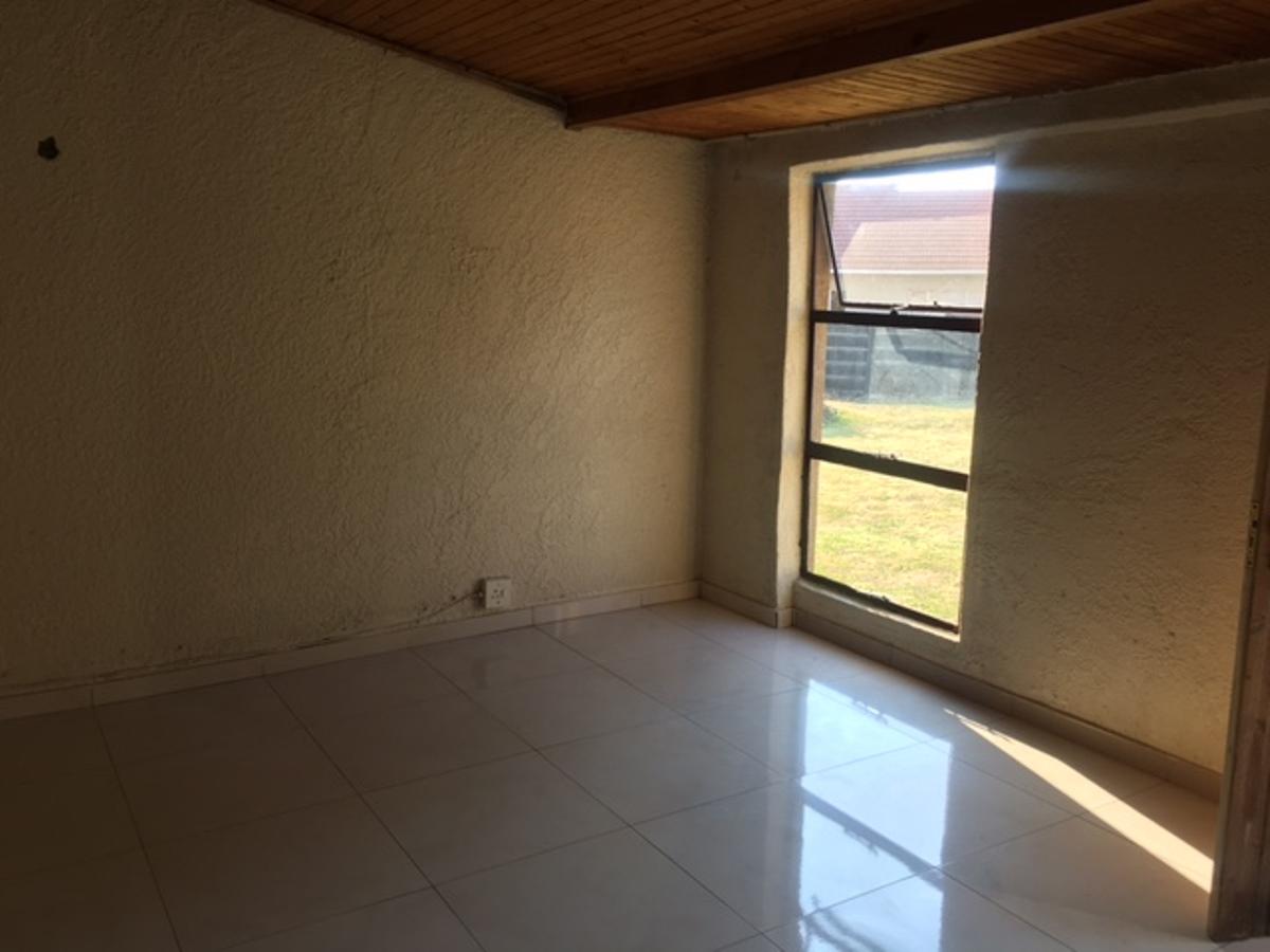 Semidetached cottage To Let in Esther Park IOL Property