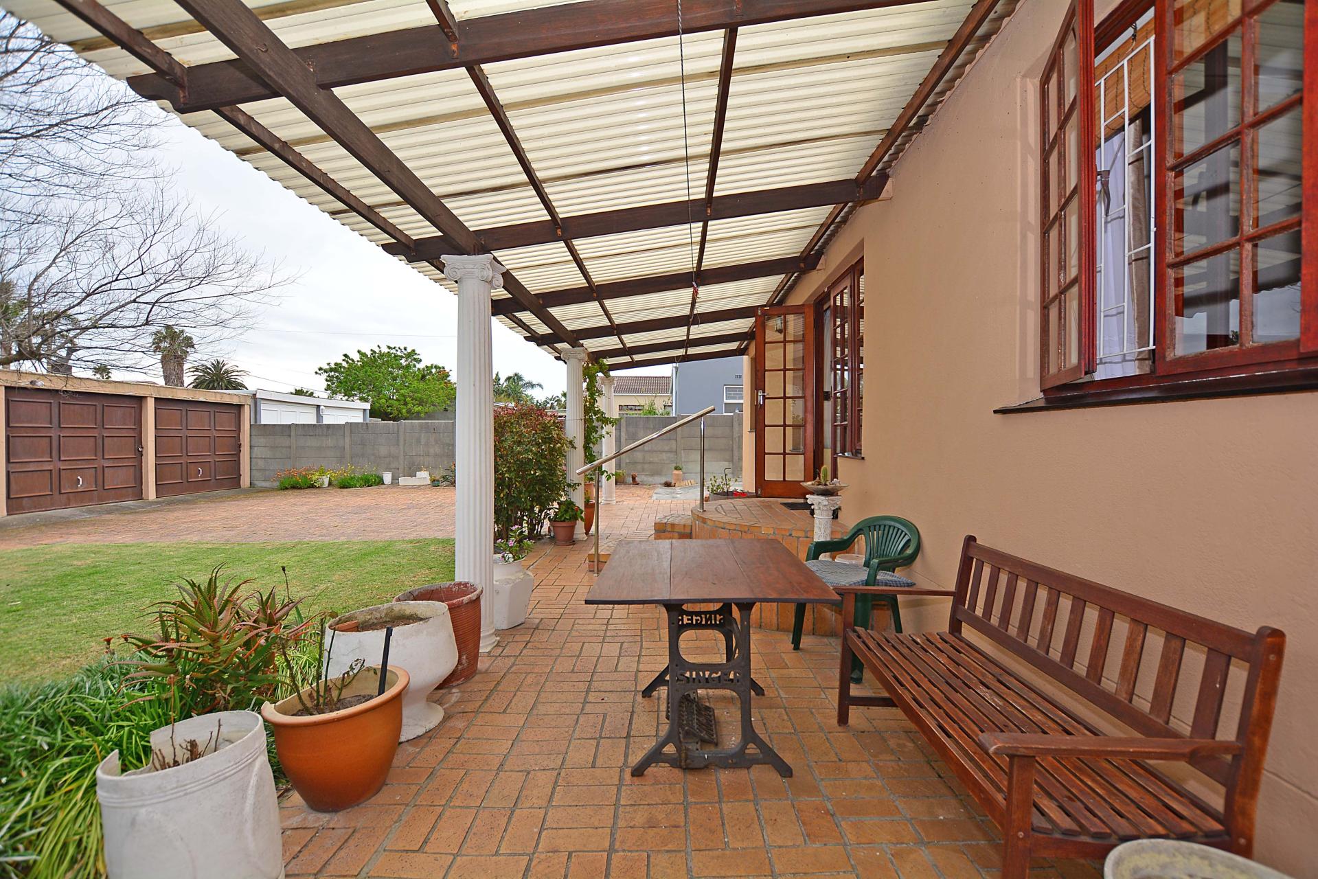 House For Sale in Bothasig IOL Property