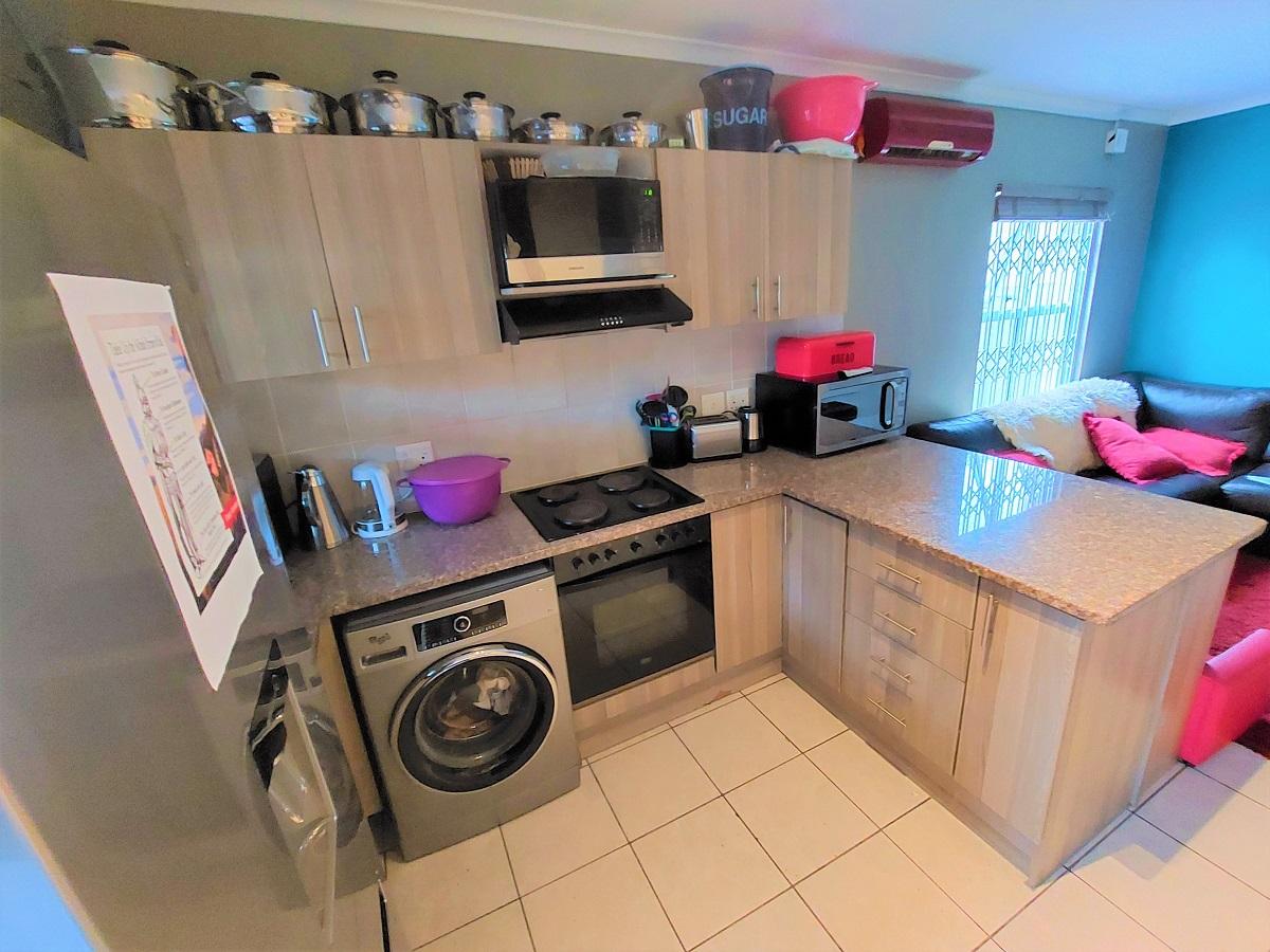 House For Sale in Vanguard IOL Property