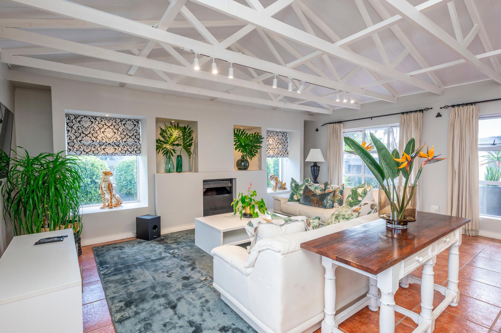 House For Sale in Tara IOL Property