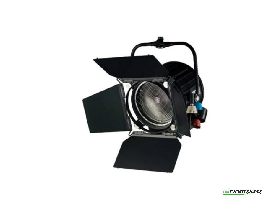 Strand Lighting Castor 2KW - stangenbedienbar