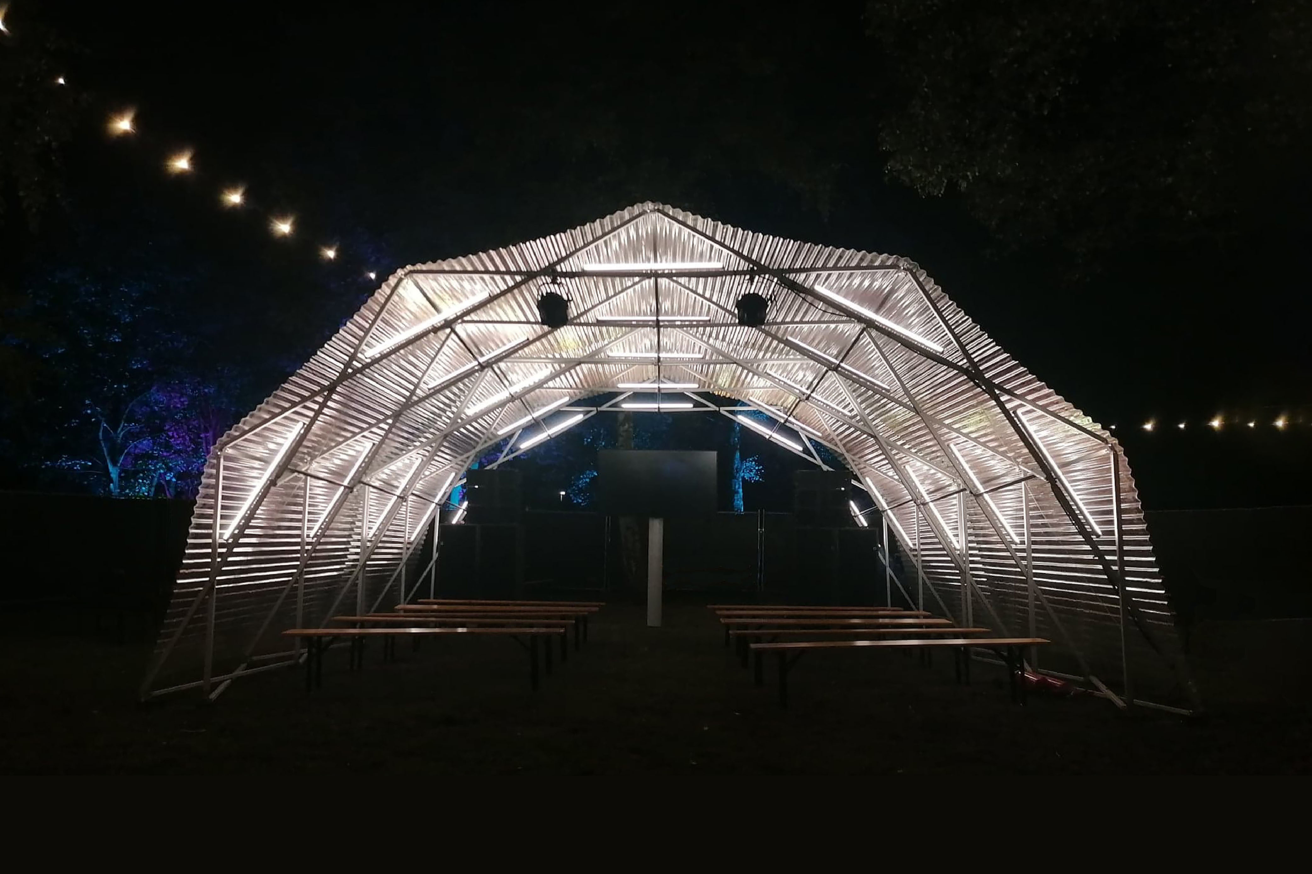 Konligo Fastival mobiles Bühnendach