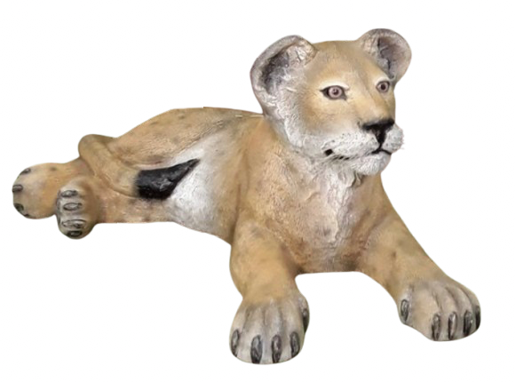 Lionceau couché