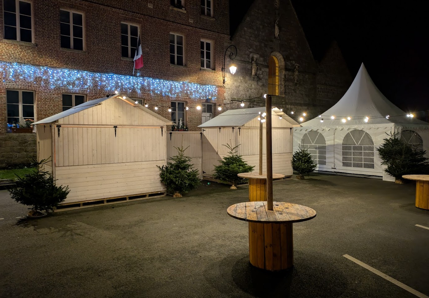 Chalet blanc - Commerçant - Image 16