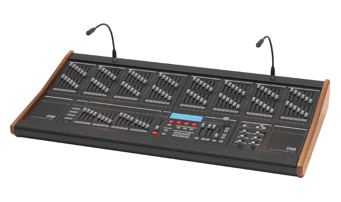 LICHTPULT, MA Lightcommander II 48/6