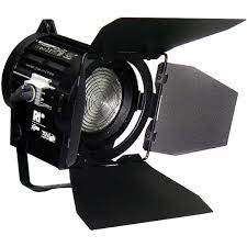 FRESNEL, ARRI 650 PLUS MAN