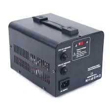 TRANSFORMATOR 230 V → 110 V, 400 Watt