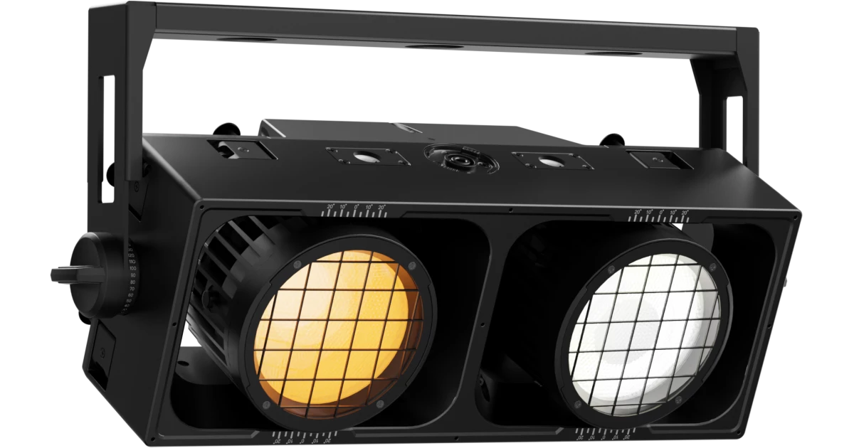 Prolights Blinder SunRise 2FLXFC, 2x300W, RGBWA, IP65 mit Horizontalhalterung