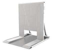 Crash Barrier - Kabeldurchführung