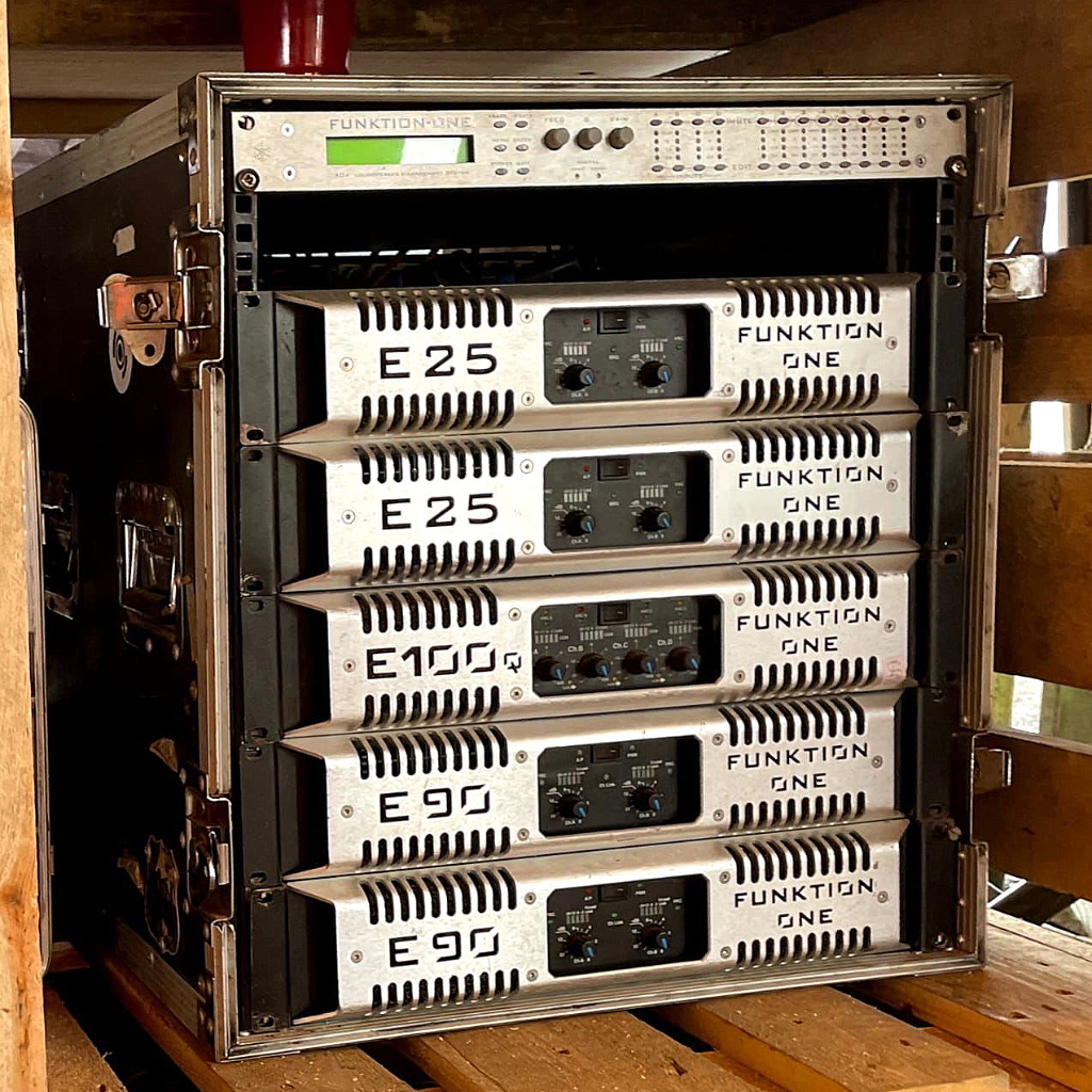 Funktion-One - MC2 E90 Amplifier