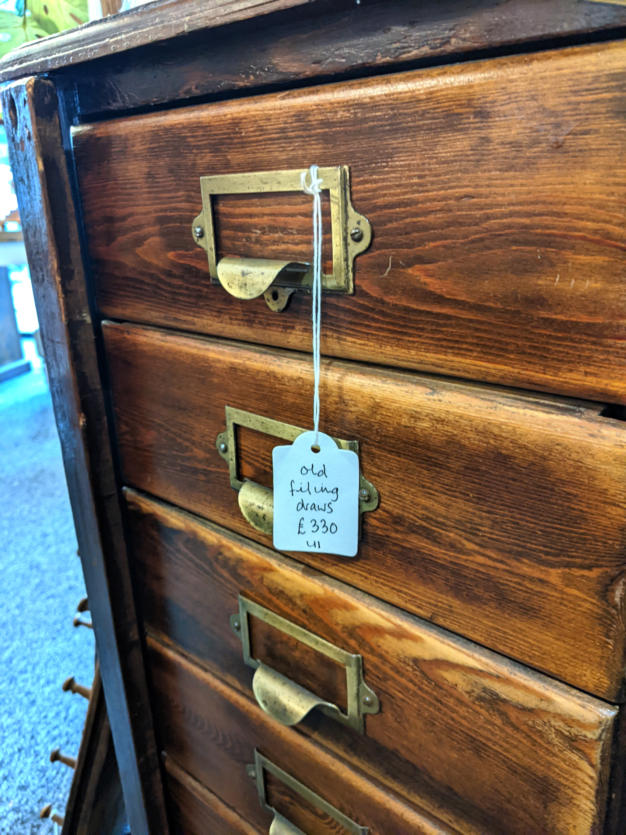 U01 Old Filing Drawers 330 02