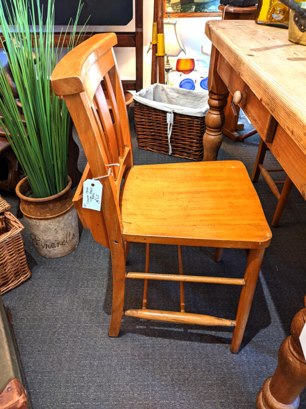 U02 Church Chair With Bible Back 65 03
