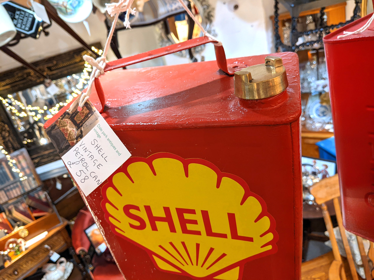 U03 Vintage Shell Petrol Can 58 _01