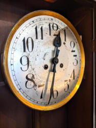 U04 Farmhouse Kitchen Long Clock 350 01A