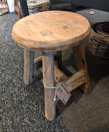 U08 Small Wooden Rustic Stool 59 01
