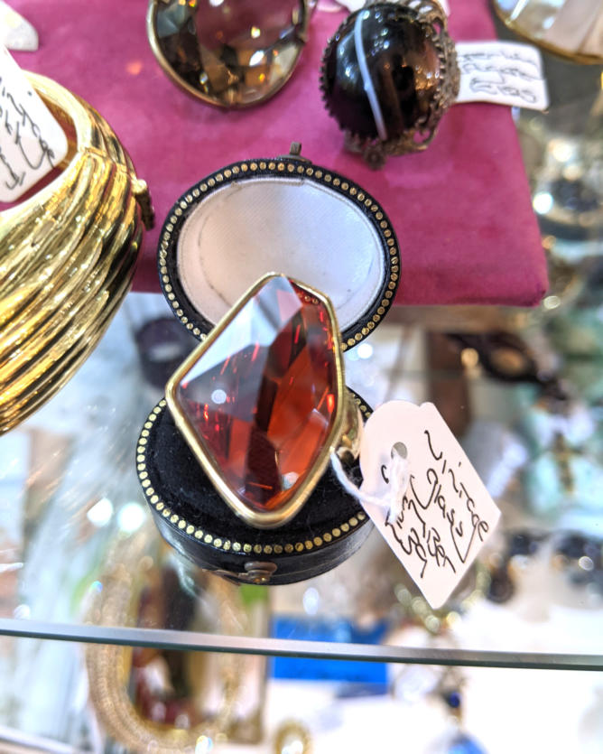 U101 Vintage Glass Amber Ring 39 01