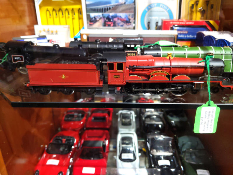 U12 Hornby Hogwarts Castle Working 55 01
