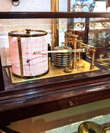 U13 Bevelled Glass Cased Barograph 410 01